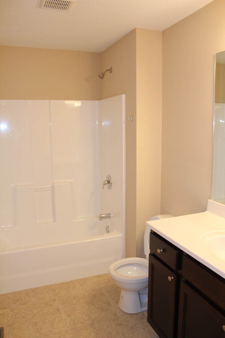 219 Ann Street #101